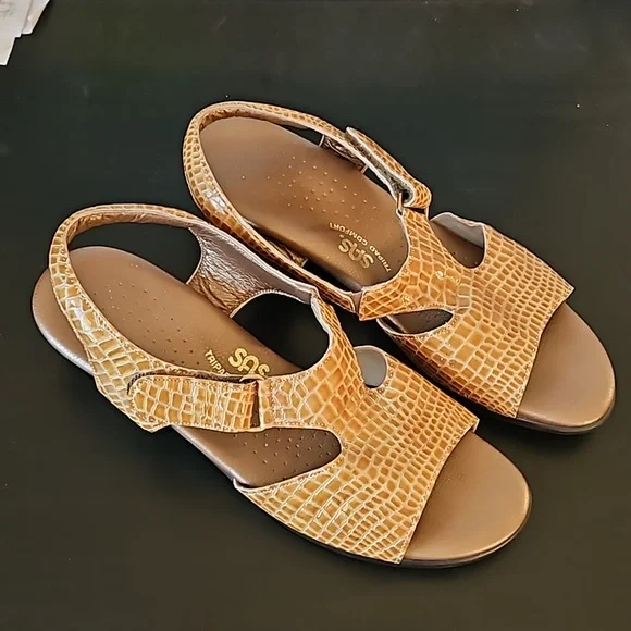 SAS Suntimer Heeled Sandal, tan croc print, size 7 - Picture 3 of 14
